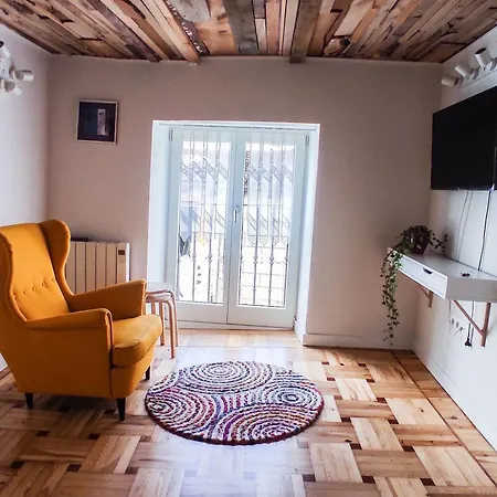 Estudio En El Corazon De Burgo